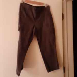 Eddie Bauer crop cargos